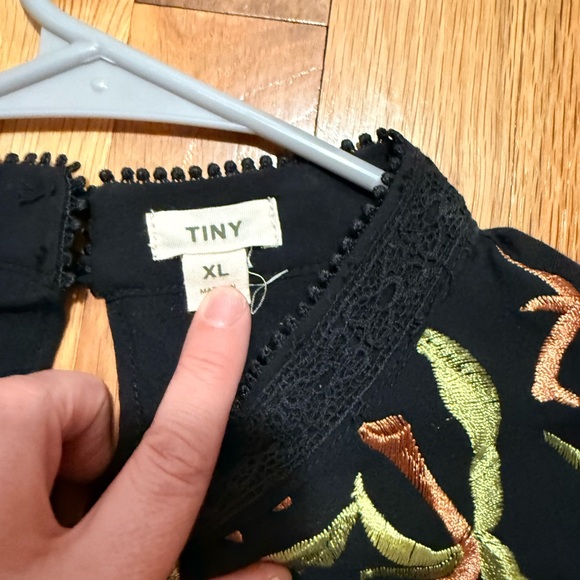 Tiny by Anthropologie Embroidered Floral Black Long Sleeve Blouse - Picture 2 of 3